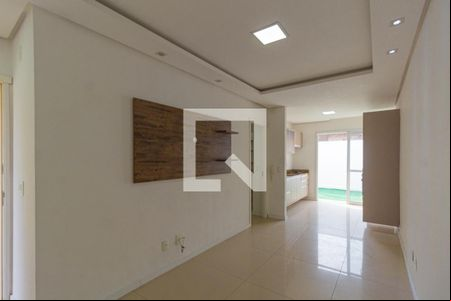 Sala de casa de condomínio à venda com 2 quartos, 52m² em São José, Canoas