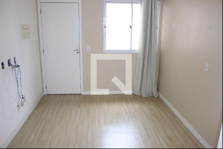 Sala de apartamento para alugar com 2 quartos, 40m² em Jardim Albertina, Guarulhos
