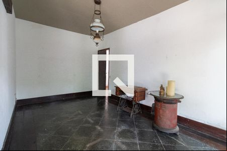 Sala de casa para alugar com 6 quartos, 400m² em Butantã, São Paulo