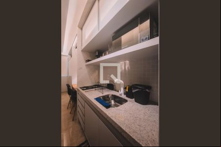Cozinha de kitnet/studio para alugar com 1 quarto, 18m² em Pituaçu, Salvador