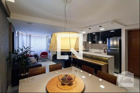 Sala  de apartamento para alugar com 3 quartos, 95m² em São Pedro, Belo Horizonte