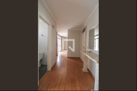 Sala de apartamento para alugar com 4 quartos, 260m² em Cambuí, Campinas