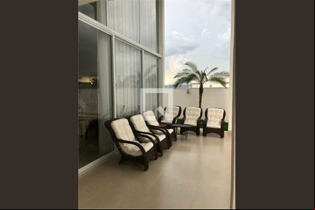 Casa à venda com 3 quartos, 405m² em Vale Azul, Jundiaí