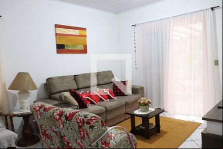 Sala de casa à venda com 2 quartos, 100m² em Scharlau, São Leopoldo