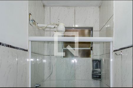 Banheiro de apartamento para alugar com 1 quarto, 29m² em Lagoa da Conceição, Florianópolis
