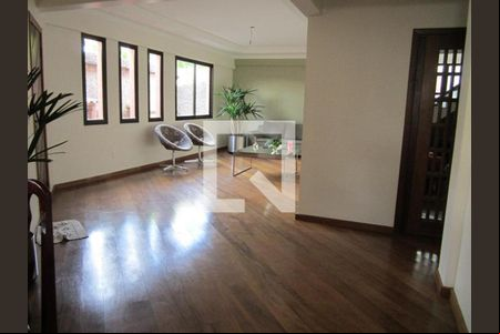Casa à venda com 3 quartos, 280m² em São Marcos, Belo Horizonte