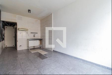 Quarto, sala e cozinha de apartamento para alugar com 1 quarto, 25m² em Liberdade, São Paulo