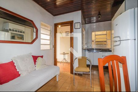 Sala/Cozinha de casa à venda com 2 quartos, 100m² em Camaquã, Porto Alegre