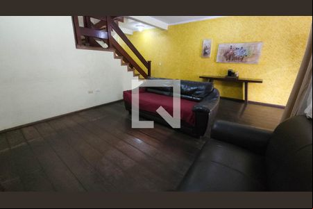 Sala de casa para alugar com 4 quartos, 300m² em Vila Rio Branco, São Paulo
