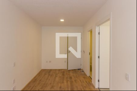 Sala/Quarto de kitnet/studio para alugar com 1 quarto, 27m² em Jardim Helena, São Paulo