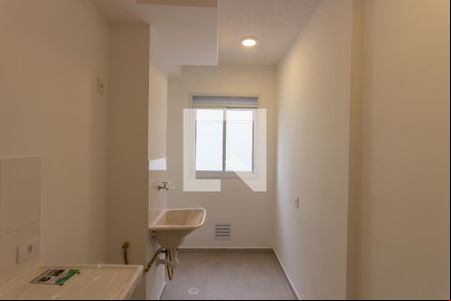 Cozinha e Área de Serviço de kitnet/studio para alugar com 1 quarto, 27m² em Jardim Helena, São Paulo