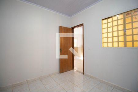 Quarto 2 de casa para alugar com 2 quartos, 90m² em Samambaia Norte (samambaia), Brasília