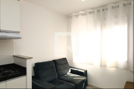 Sala de apartamento para alugar com 2 quartos, 33m² em Itaquera, São Paulo
