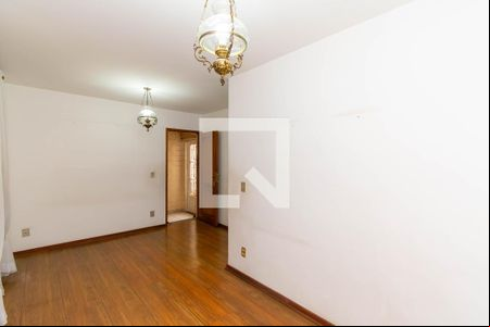 Sala de casa à venda com 3 quartos, 179m² em Parque Residencial Oratorio, São Paulo