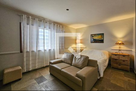 Suíte 1 de casa de condomínio para alugar com 6 quartos, 800m² em Jardim Acapulco, Guarujá