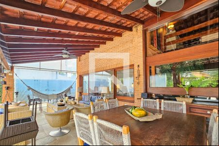 Varanda de casa de condomínio para alugar com 6 quartos, 800m² em Jardim Acapulco, Guarujá