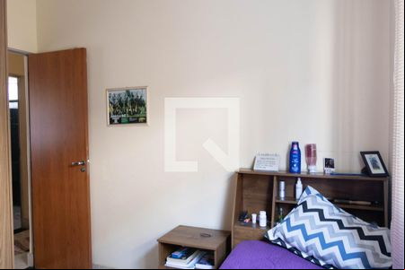 Quarto 2 de casa à venda com 3 quartos, 750m² em Santa Maria, Belo Horizonte