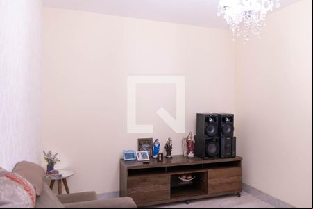 Sala de casa à venda com 3 quartos, 750m² em Santa Maria, Belo Horizonte