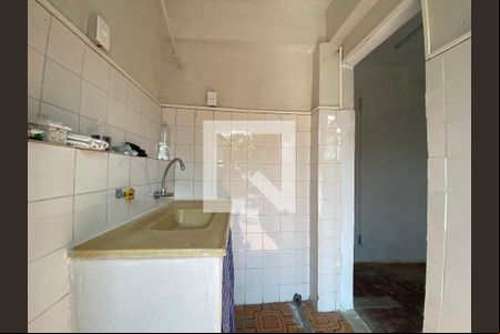 Cozinha de kitnet/studio para alugar com 1 quarto, 13m² em Pilares, Rio de Janeiro