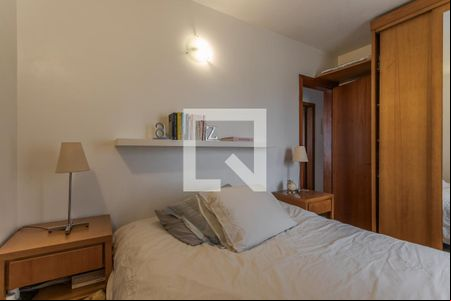 Quarto 2 de apartamento à venda com 3 quartos, 60m² em Sarandi, Porto Alegre
