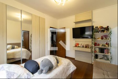 Suíte 2 de casa para alugar com 5 quartos, 517m² em Jardim Santa Mena, Guarulhos