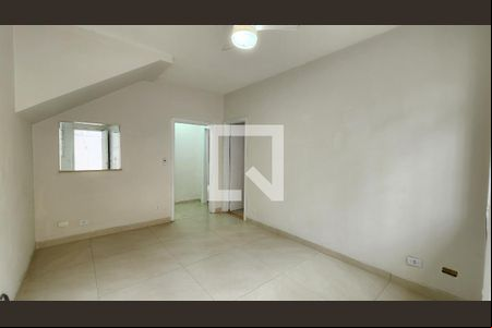Sala de casa para alugar com 3 quartos, 90m² em Aparecida, Santos