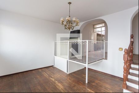 Sala 1 de casa à venda com 5 quartos, 299m² em Santa Efigenia, Belo Horizonte