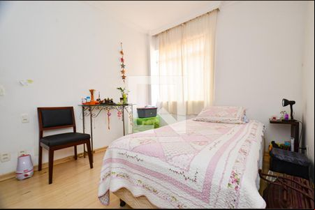 Quarto 1 de apartamento à venda com 2 quartos, 67m² em Santa Tereza, Belo Horizonte