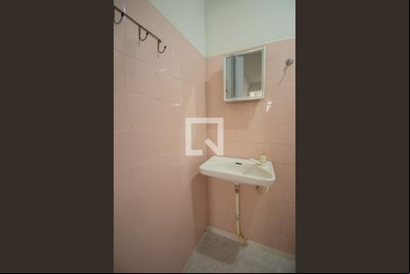 Banheiro de casa para alugar com 1 quarto, 30m² em Trindade, São Gonçalo