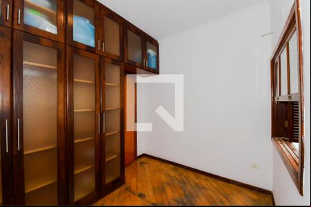 Quarto 1 de casa para alugar com 3 quartos, 198m² em Jardim Barbosa, Guarulhos