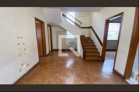Sala de casa para alugar com 8 quartos, 500m² em Barroca, Belo Horizonte