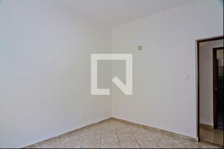 Quarto 2 de casa à venda com 4 quartos, 150m² em Santa Teresinha, São Paulo
