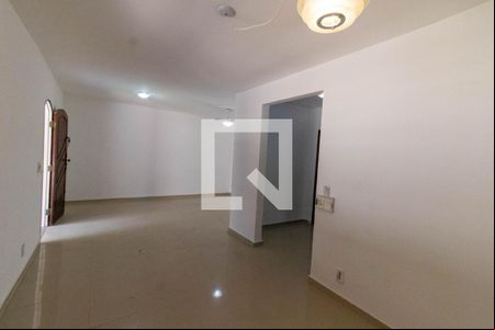 Sala de casa para alugar com 3 quartos, 270m² em Maravista, Niterói