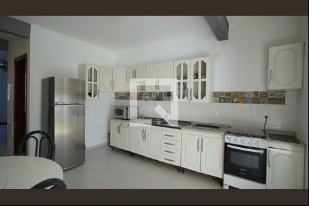 Cozinha de casa para alugar com 3 quartos, 127m² em Campeche, Florianópolis