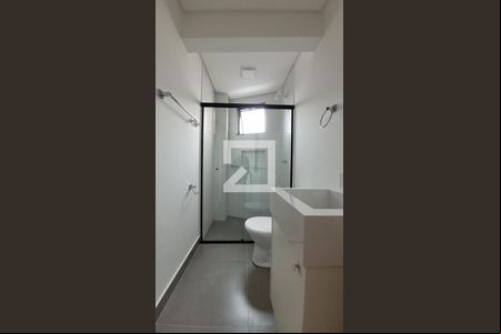 Banheiro de kitnet/studio à venda com 1 quarto, 34m² em Vila Bastos, Santo André