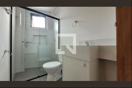 Banheiro de kitnet/studio à venda com 1 quarto, 34m² em Vila Bastos, Santo André