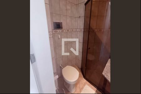 Banheiro de apartamento para alugar com 2 quartos, 50m² em Capoeiras, Florianópolis