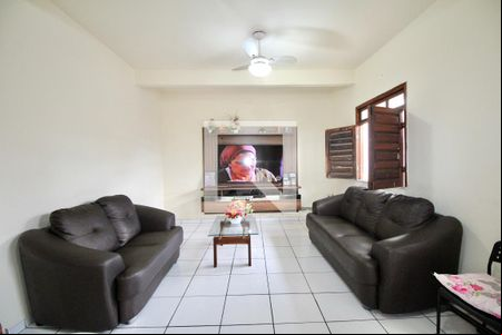 Sala de casa para alugar com 4 quartos, 176m² em Boca do Rio, Salvador