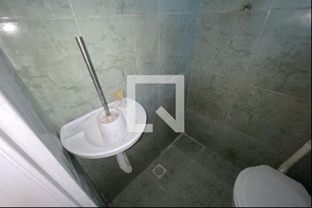 Banheiro de casa para alugar com 1 quarto, 40m² em Olavo Bilac, Duque de Caxias