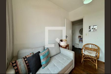 Sala de apartamento para alugar com 4 quartos, 100m² em Santo Antônio, Belo Horizonte
