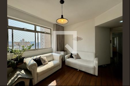 Sala de apartamento para alugar com 4 quartos, 100m² em Santo Antônio, Belo Horizonte
