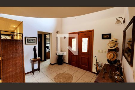 Hall de entrada de casa de condomínio à venda com 6 quartos, 400m² em Terras de São Carlos, Jundiaí