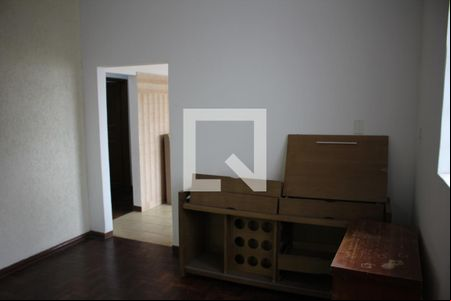 Sala de casa para alugar com 5 quartos, 350m² em Califórnia, Belo Horizonte