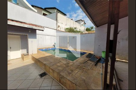Casa à venda com 4 quartos, 304m² em City América, São Paulo