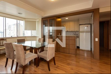 Sala de apartamento à venda com 1 quarto, 125m² em Independência, Porto Alegre