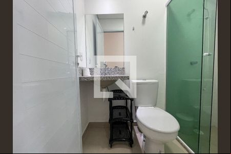 Banheiro kitnet de kitnet/studio para alugar com 1 quarto, 20m² em Vila Butantã, São Paulo