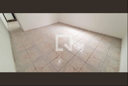 Quarto de casa para alugar com 1 quarto, 29m² em São Pedro, Osasco