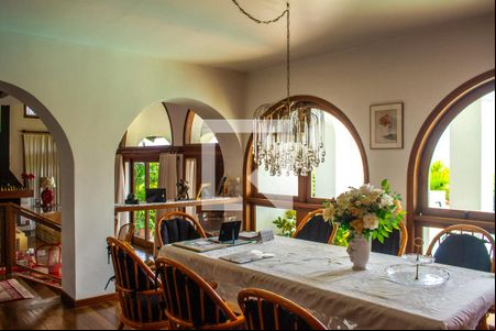 Sala de jantar de casa à venda com 3 quartos, 726m² em Vila Assunção, Porto Alegre