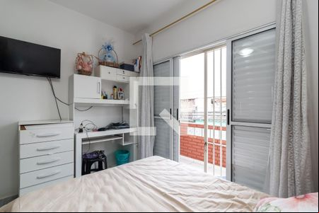 Suíte de casa à venda com 3 quartos, 200m² em Vila Bandeirantes, São Paulo