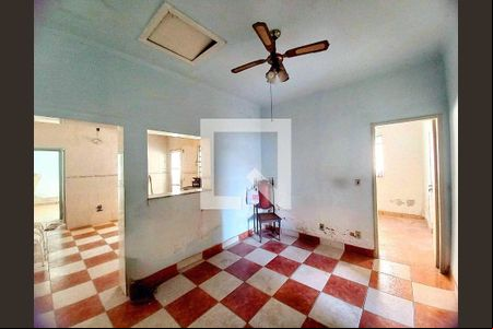 Casa à venda com 2 quartos, 114m² em Santa Cruz, Belo Horizonte